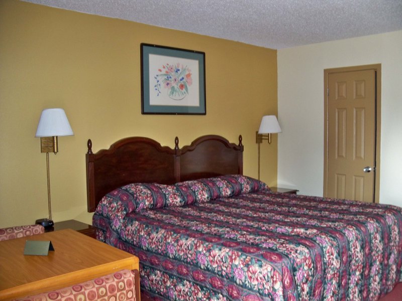 Passport Inn - Wrightstown, NJ