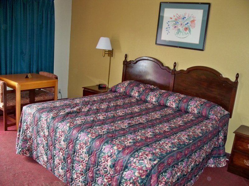 Passport Inn - Wrightstown, NJ