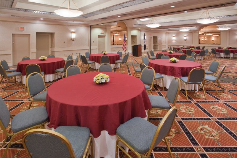 Crowne Plaza-VA Beach Town Ctr - Virginia Beach, VA