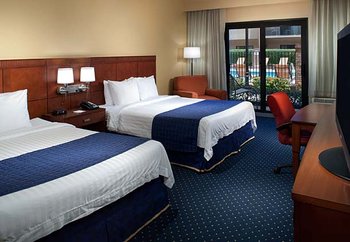 Courtyard by Marriott - Room