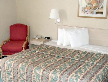 Americas Best Value Inn & Sts Bush Apt W - Room