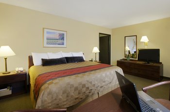 Best Western Plus Eagle Rock Inn - Room