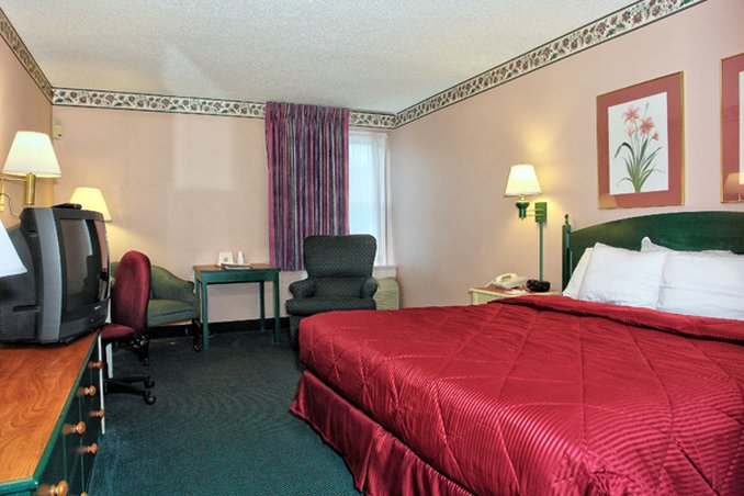 BEST WESTERN Staunton Inn - Staunton, VA