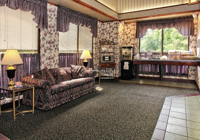 BEST WESTERN Staunton Inn - Staunton, VA