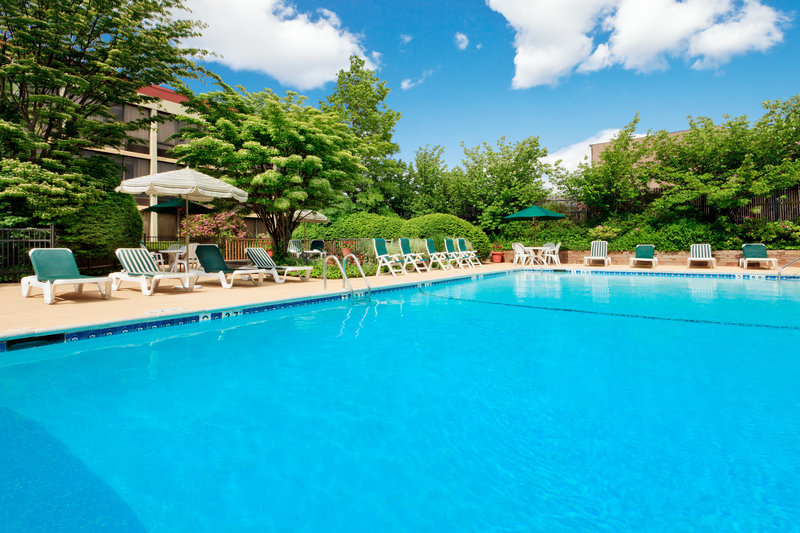 Holiday Inn Westbury-Long Island - Williston Park, NY