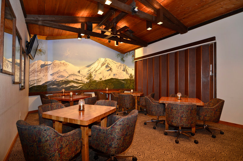Best Western Plus Tree House - Mount Shasta, CA