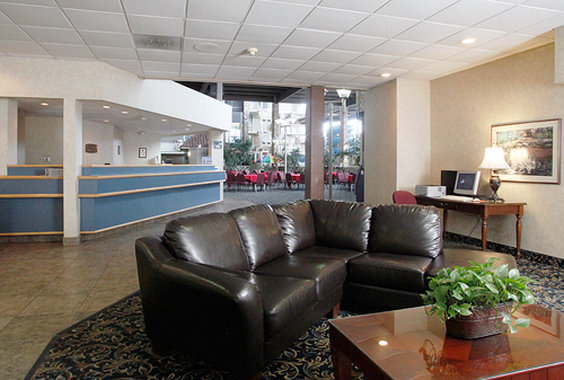 Ramada-Topeka West - Topeka, KS