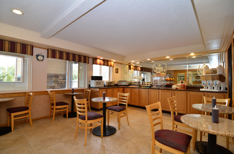 Best Western Plus-Landmark Inn - Lincoln City, OR