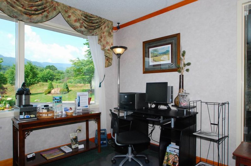 Best Western Smokey Mountain Inn - Waynesville, NC