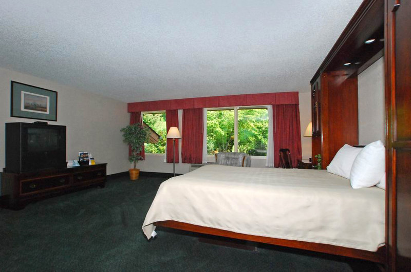 Best Western Smokey Mountain Inn - Waynesville, NC
