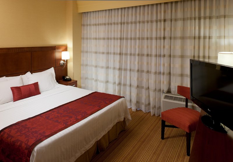 Courtyard By Marriott Bristol - Bristol, VA