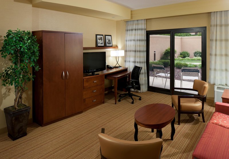 Courtyard By Marriott Bristol - Bristol, VA