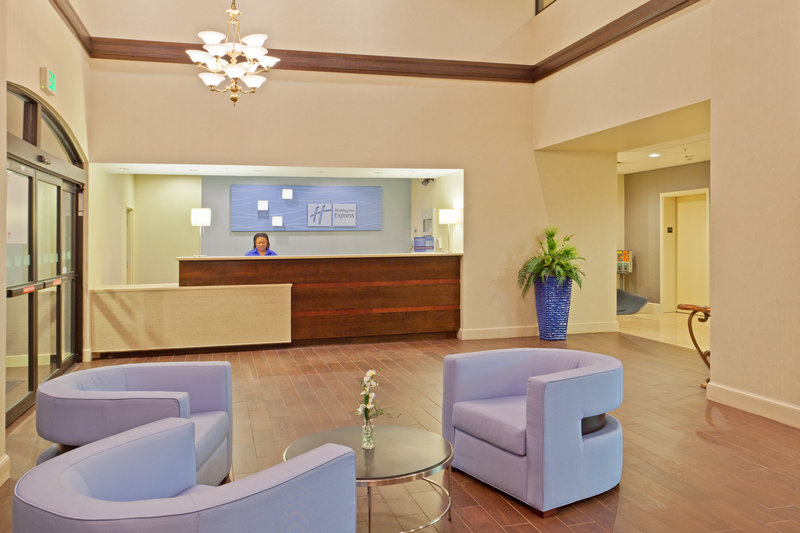 Holiday Inn Express - Dover, DE