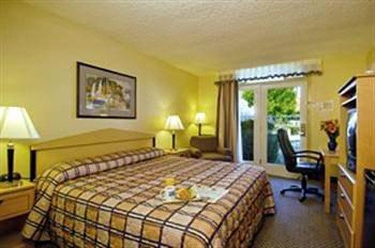 Marina Village Inn Staysf Hotels - Alameda, CA