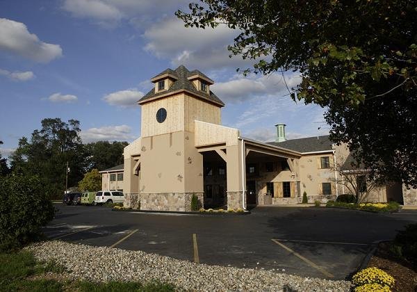 Waterford Estates Lodge - South Bend, IN