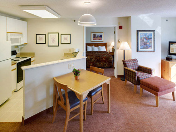 CrestHill Suites Syracuse