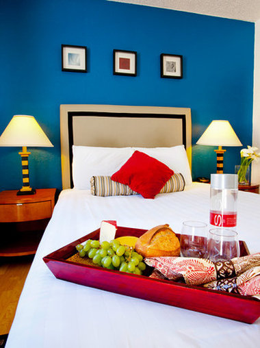 Alpine Inn & Suites - Daly City, CA