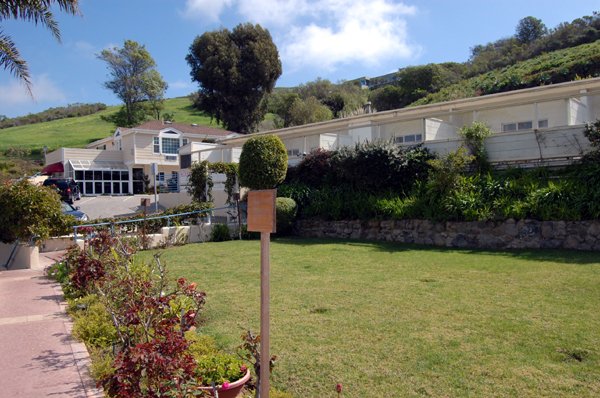 Malibu Country Inn - Malibu, CA