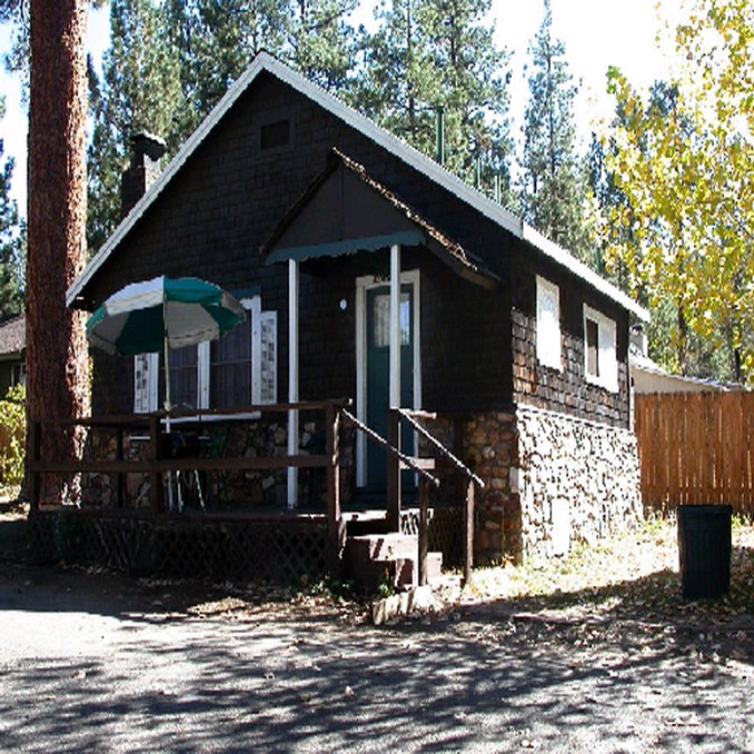 Black Forest Lodge - Big Bear Lake, CA