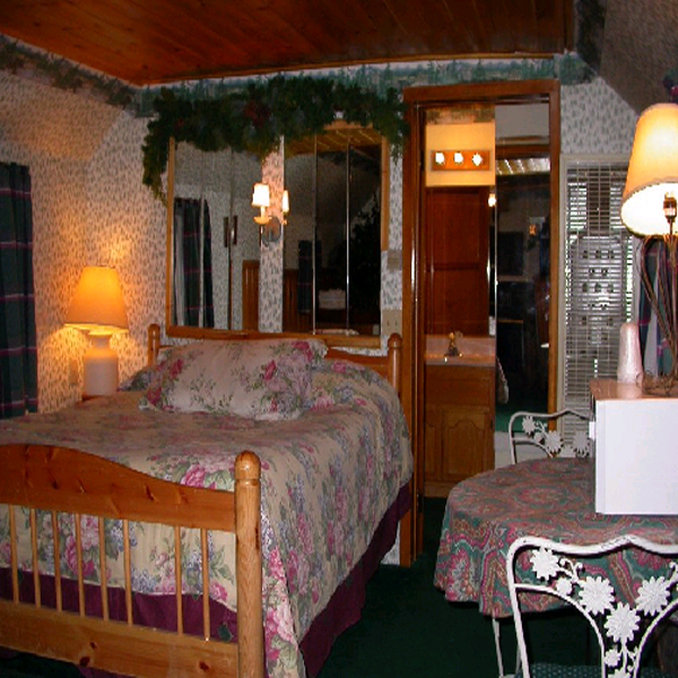 Black Forest Lodge - Big Bear Lake, CA