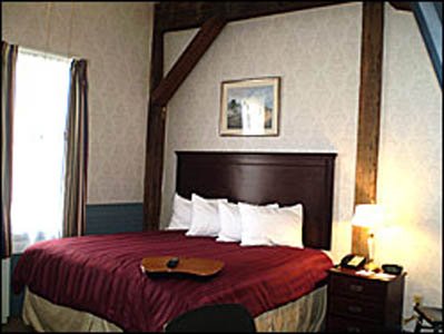 Heritage Inn - New Milford, CT