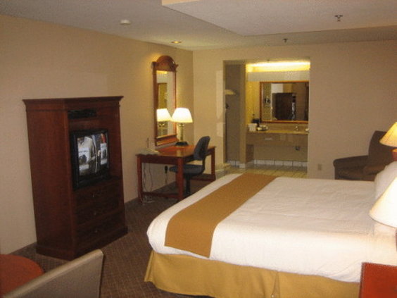 Holiday Inn Express Manhattan Beach (South Bay) - Manhattan Beach, CA