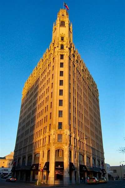 The Emily Morgan Hotel-A Doubletree By Hilton - San Antonio, TX
