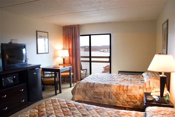 Inn At Grand Glaize - Osage Beach, MO