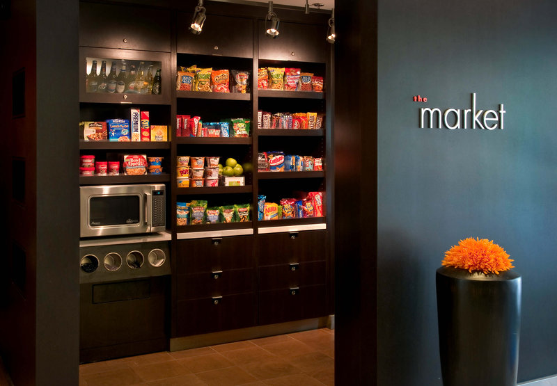 Courtyard by Marriott Boston Stoughton - Stoughton, MA