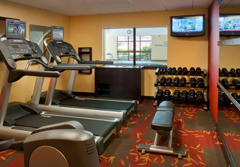 Courtyard by Marriott Boston Stoughton - Stoughton, MA