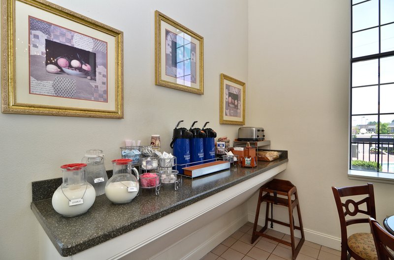 Best Western Bennettsville Inn - Bennettsville, SC