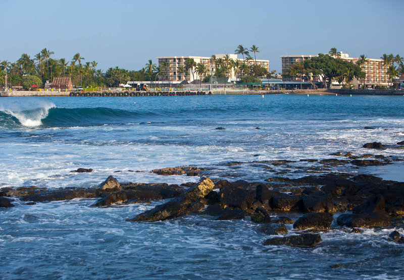 King Kamehameha's Kona Beach Hotel