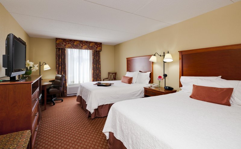 Hampton Inn McHenry - McHenry, IL