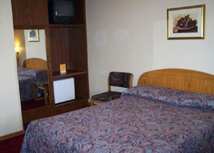 Nite Inn - Studio City, CA