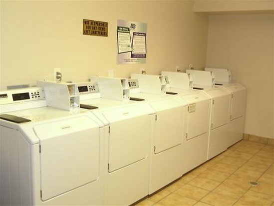 InTown Suites - Jacksonville, FL