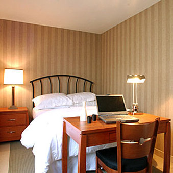 7 Springs Inn & Suites - Palm Springs, CA