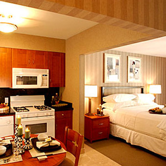 7 Springs Inn & Suites - Palm Springs, CA
