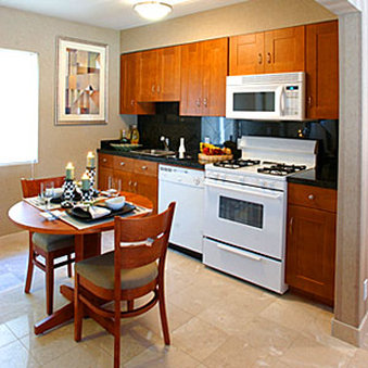7 Springs Inn & Suites - Palm Springs, CA