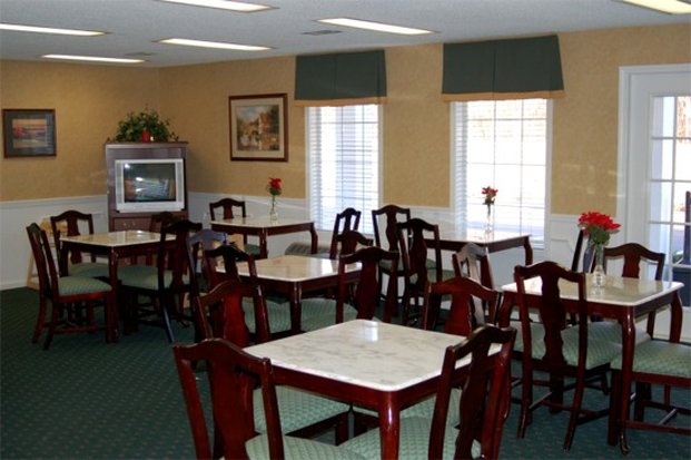 Quality Inn - Gallatin, TN