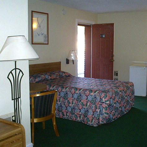 Crestview Inn - Crestview, FL