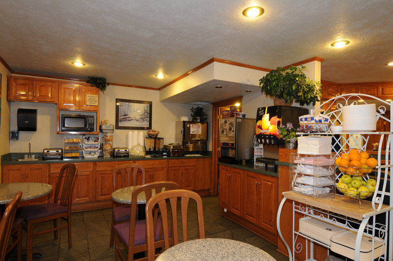 Best Western Cross-Winds Motor Inn - West Yellowstone, MT