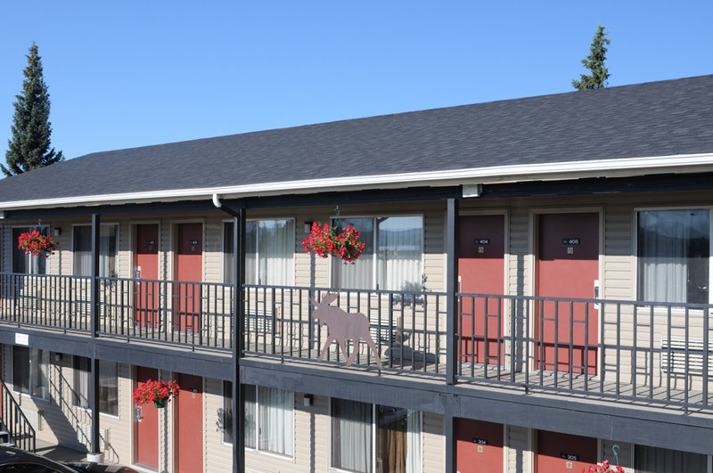 Best Western Cross-Winds Motor Inn - West Yellowstone, MT
