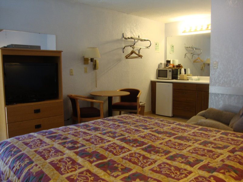 Townhouse Inn & Suites - Brawley, CA
