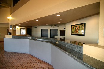 Best Western Main Street Inn - Lobby