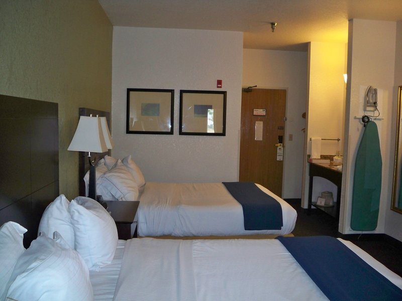 Holiday Inn Express - Rockford, OH
