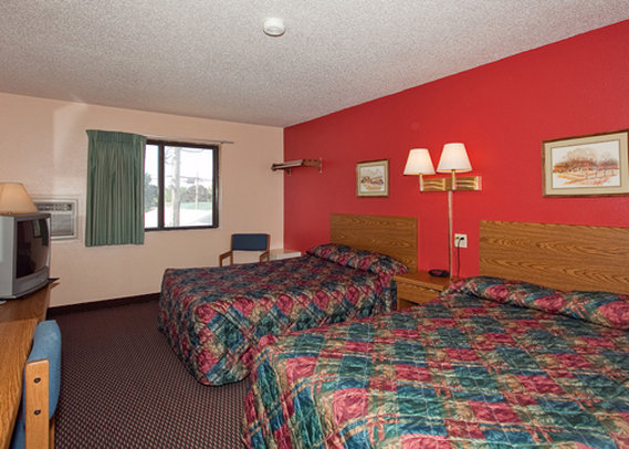 Americas Best Value Inn - Hutchinson, KS