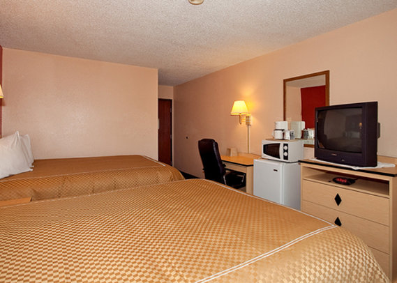 Americas Best Value Inn - Hutchinson, KS