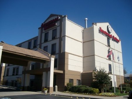 Brentwood Suites