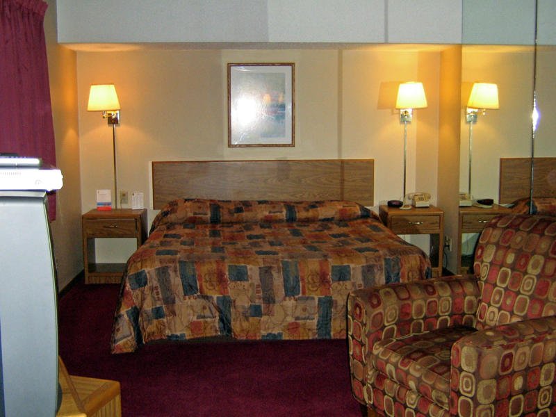 Americas Best Value Inn - Chadron, NE