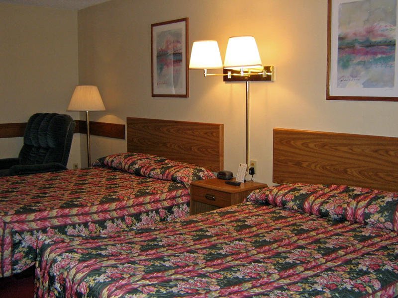 Americas Best Value Inn - Chadron, NE